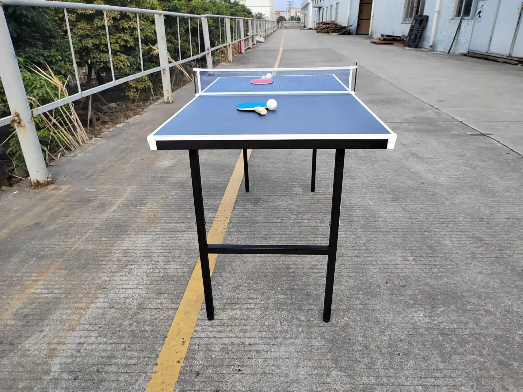 Mesa de Tenis para Uso en Apar - Table Tennis Is Played With A reseña y precio